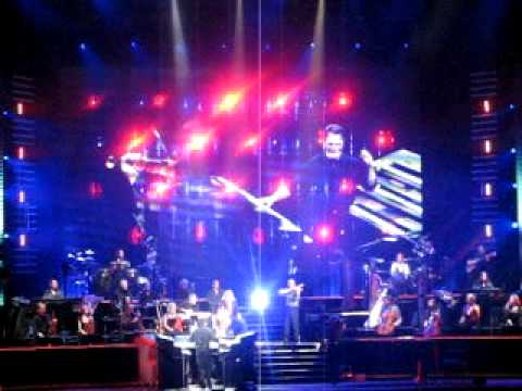 Yanni Voices In Albany, Desire (Ender Thomas) 2