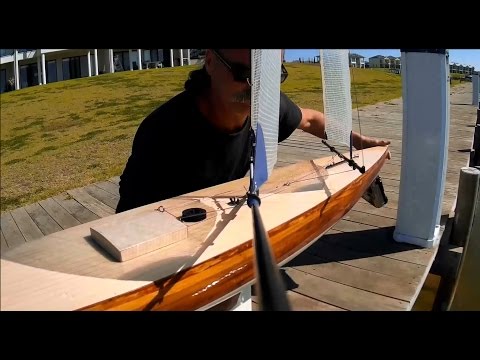 sailing the 10 rater rc yacht
