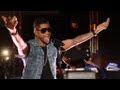 Usher - Pumped Up Kicks in the Radio 1 Live ...