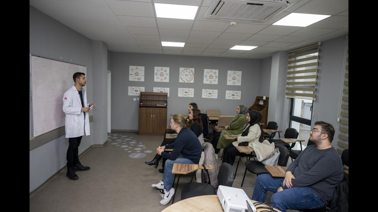 BÜYÜKŞEHİR MERCEK’TEN ‘ÖN BÜRO’ VE ‘RESEPSİYON ELEMANI’ KURSLARI