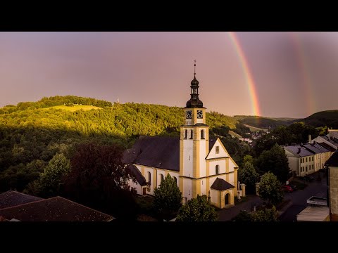 Schola AV21 - Hymna SDM 2023 Lisabon - DEMOVERZE