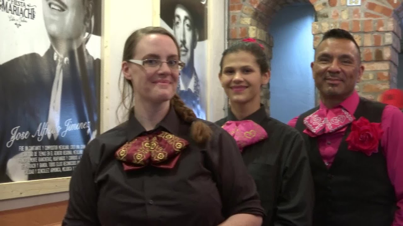 Fiesta Mariachi opens