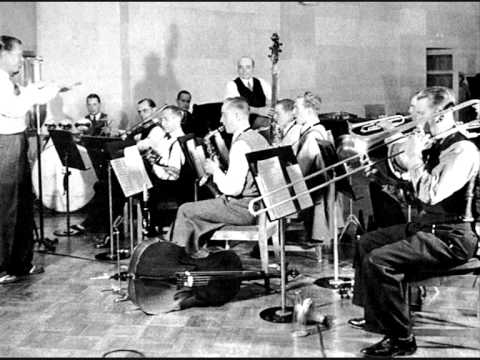 Eugen Malmstén ja Rytmi-Pojat - Oh Senorita (1938)