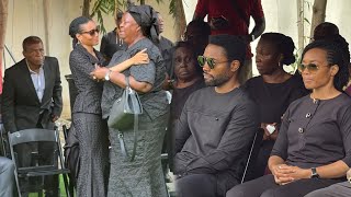 Download lagu Daughters of Nana Konadu Agyemang Rawlings in so much tears and pain at the family house.  mp3 Download lagu Daughters of Nana Konadu Agyemang Rawlings in so much tears and pain at the family house.  mp3