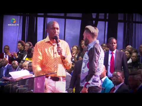 Uebert Angel - AMAZING SINGING IN HEAVENLY LANGUAGE - A Song For You