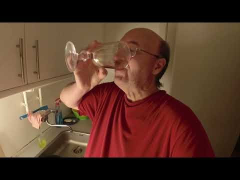 MongoTV_13024 - BAD Sent TIRSDAG AFTEN Men Ingen Barbering Da Er Træt Vil i Seng NU