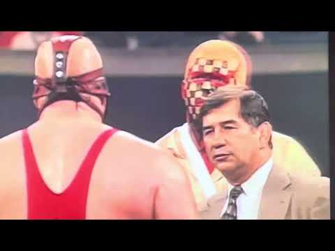 Vader has entered the Ring for his Match Up with Goldust but an arm injury and a Hammer get Involved