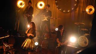 COCO AND THE BUTTERFIELDS - KING OF THE CORNER