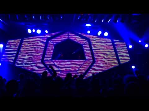 Minnesota B2B G Jones at Concord Music Hall 10/31/14