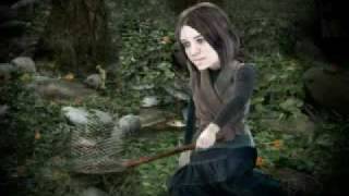 "Robin Song" by De Rosa