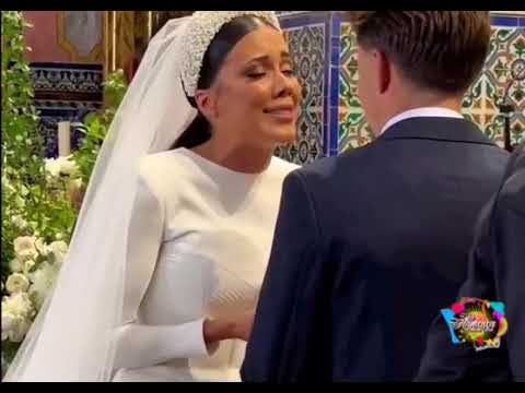 Pilar Bogado cantando en su boda