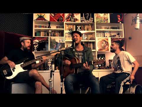 Zambazim Ng'oma - Salgueiro É Uma Raiz