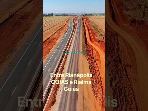 nas proximidades dos km 314,315 na br-153 entre Rianápolis GOIÁS e Rialma Goiás #aereo