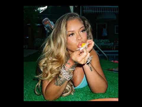 (FREE) Flo Milli Type Beat 2024 | Saweetie x Megan Thee Stallion Type Beat 2024 - "ICE TEA"