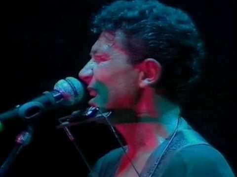 Videoclip de L'isola che non c'è (Live Version) — Edoardo Bennato
