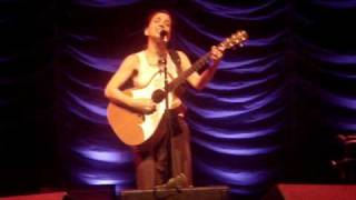 Ani Difranco - Do Re Me (Woody Guthrie cover)