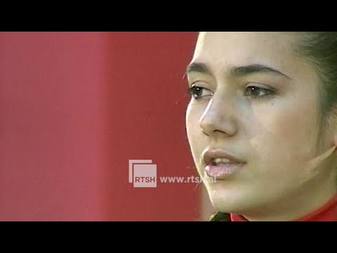 Debutimi i Elvana Gjatës në vitin 2002 te "Ethet e së premtes mbrëma"