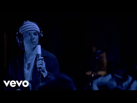 Cage The Elephant - Skin and Bones (Live from Blackbird Studio)