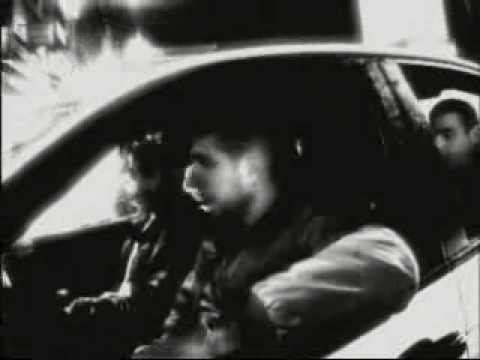 Flynt - Fidèle à son contexte