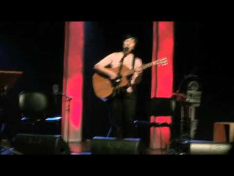 Raffaella Destefano / SONO IO (Madreblu) Live acustico / Lodi (LO)