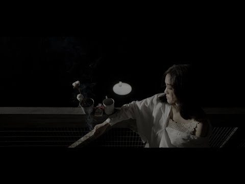 Video thumbnail for 我在陽台上看你 (Watching You From the Balcony)