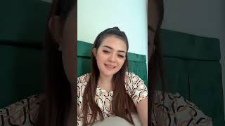 Download lagu Yeyen sewenk arep ngerjani kaji 🤣😅😂 mp3 Download lagu Yeyen sewenk arep ngerjani kaji 🤣😅😂 mp3