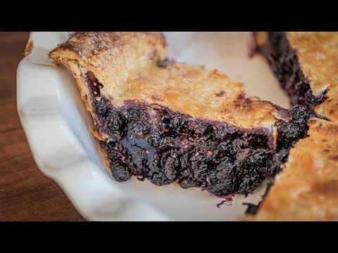 Classic Mulberry Pie