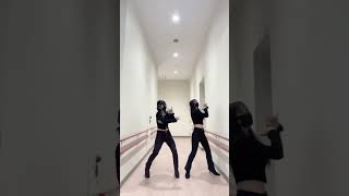 【TikTok】乳揺れすぎ?︎?︎