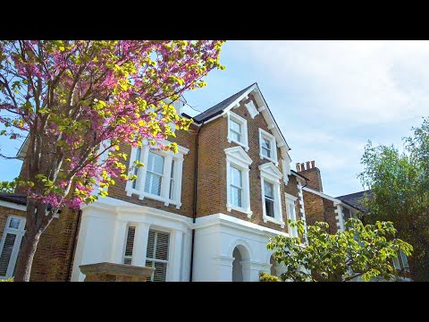 London Spring Walk in Richmond - Upmarket Neighbourhood to Richmond Park