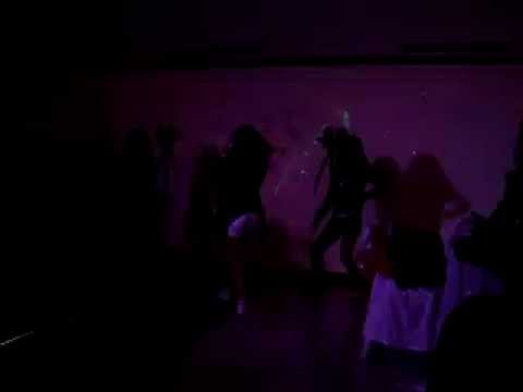 I AM THE BEST - 2NE1 (performed by 3ne1 @ MVT Debut)