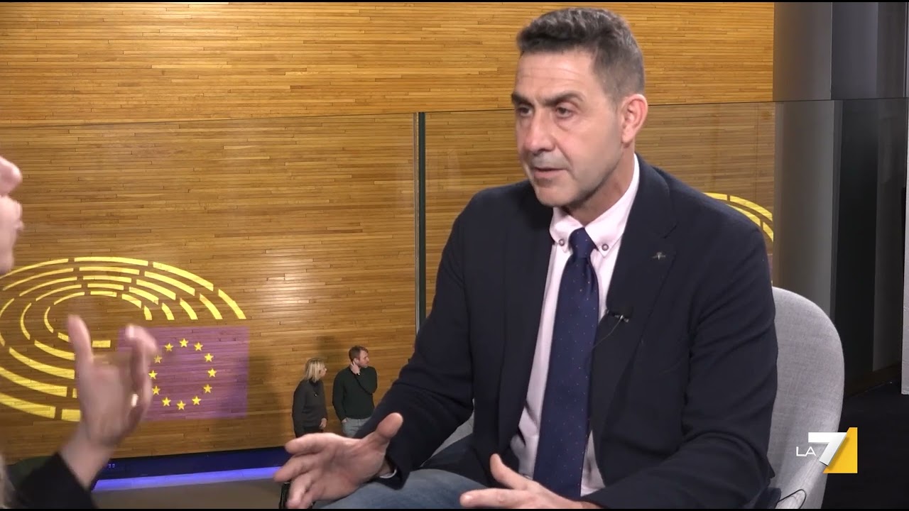 Ucraina, Vannacci: "Pronto a mediare con Putin, meglio una sconfitta oggi che una disfatta domani"