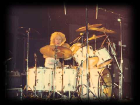 Johnny Van Zant Band- Inside Looking Out (Music Video)