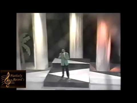 Maximo Escaleras - Tan mía ( Video Oficial )