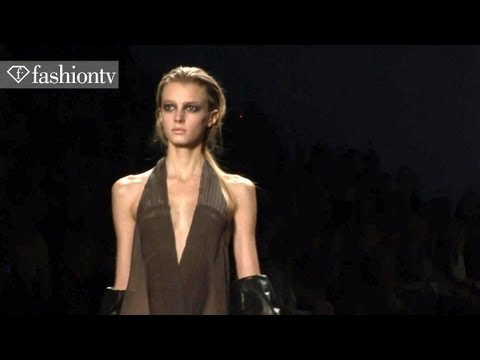Vera Wang Runway Show - New York Fashion Week Fall 2011 NYFW | FashionTV - FTV