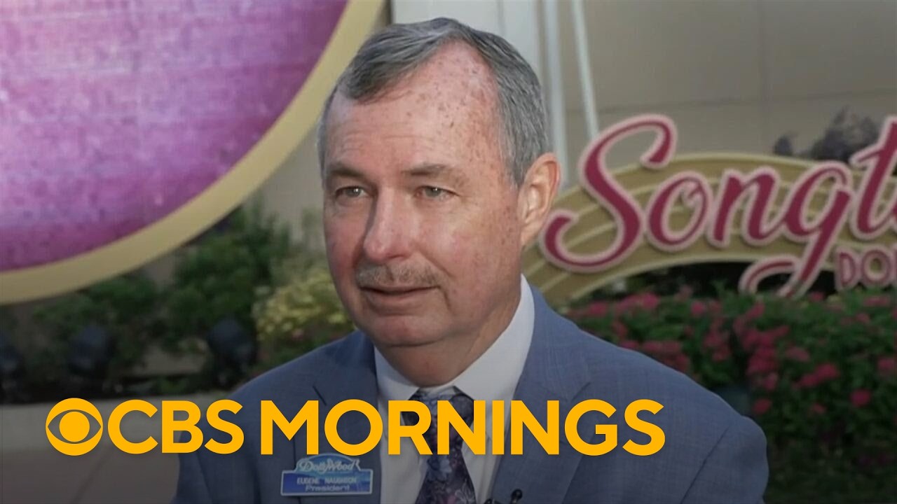 Dollywood president says Dolly Parton had "never forgotten how to serve others"