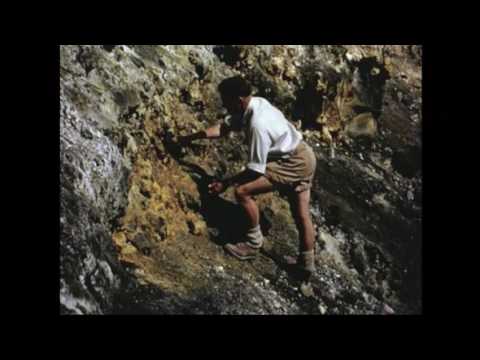 Volcanic Eruption on Tristan da Cunha, 1961 - Objectivity