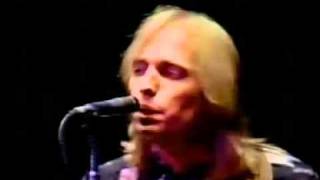 Tom Petty - The Waiting (Live 1985) Pack up the Plantation