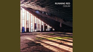 Kadr z teledysku Odium I tekst piosenki Running Red