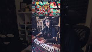 Video thumbnail for Making a beat with AKAI MPK Mini Plus and MNTRA El Jaguar by gnarly.music