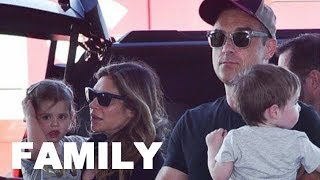 Robbie Williams Family Photos | Parents, Sister, Wife, Son &amp; Daughter 2018