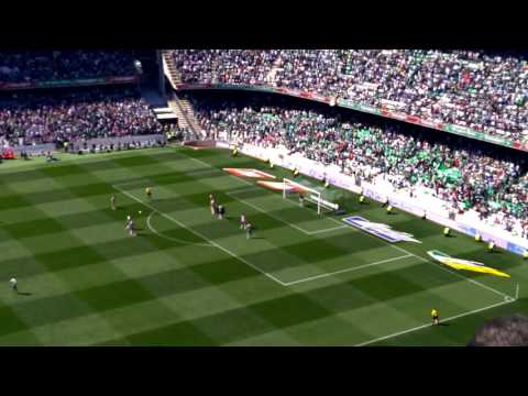 Gol Ruben Castro de falta al Granada