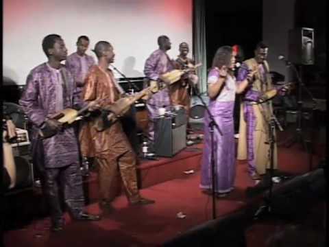 Bassekou Kouyate & Ngoni Ba 