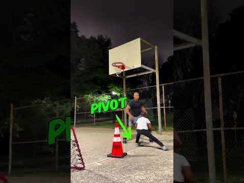 8 years old… with the Footwork of a pro… #basketball #basket #basketballdrills #nba