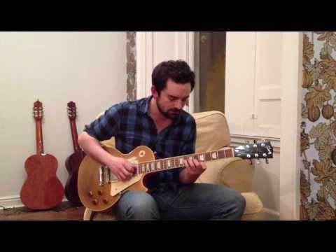 How to Flirt With Girls Whilst Playing the Guitar (Lick of the week #2)