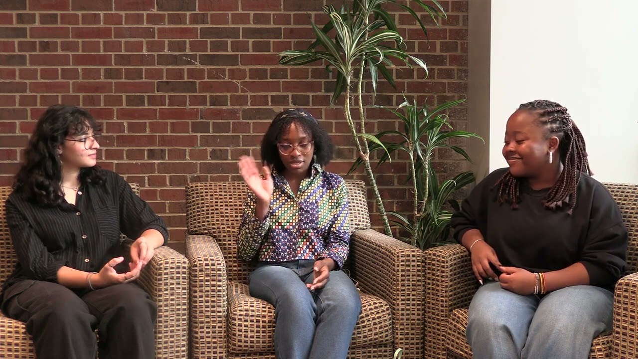 Student Discussion: Community Knowledge and the Limits of Academic Language