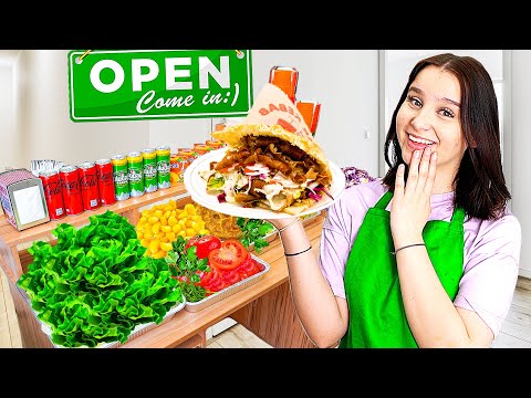 MEIN EIGENER DÖNER-LADEN zuhause ! 😳🥙 (sehr komische Kunden) - Celina