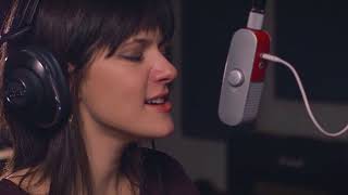 Video thumbnail for Blue Microphones Raspberry Mobile USB Microphone by GetConnected Media