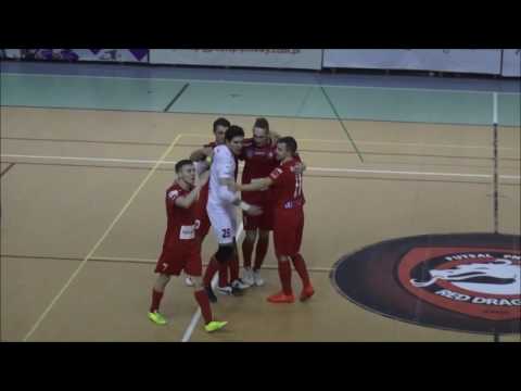 Red Dragons Pniewy  - Red Devils Chojnice 2:0(2:0)-skrót spotkania 03.12.2016