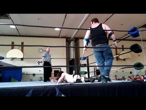 Bull Rope Match: Dewey Murray VS King Kong Nasty