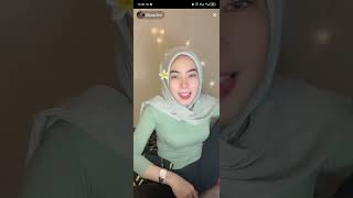 Download lagu LIVE TIKTOK CEWEK CANTIK HIJAB NGANGKANG PAMER APEM TEMBEM BIKIN PENONTON GA TAHAN💦 mp3 Download lagu LIVE TIKTOK CEWEK CANTIK HIJAB NGANGKANG PAMER APEM TEMBEM BIKIN PENONTON GA TAHAN💦 mp3